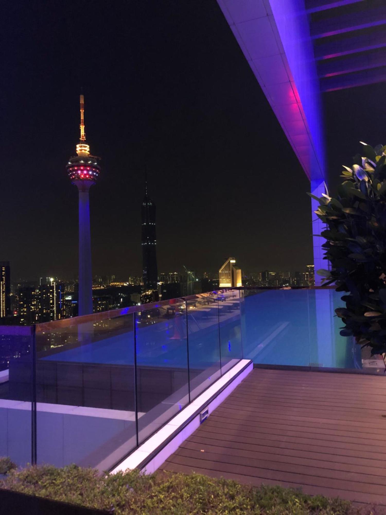 Amazing Pool By Platinum Suites Klcc Kuala Lumpur Exteriör bild